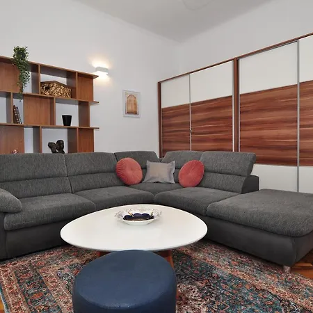 Apartment Moel