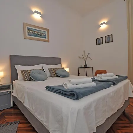 Apartman Moel Split
