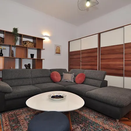 Moel Apartamento